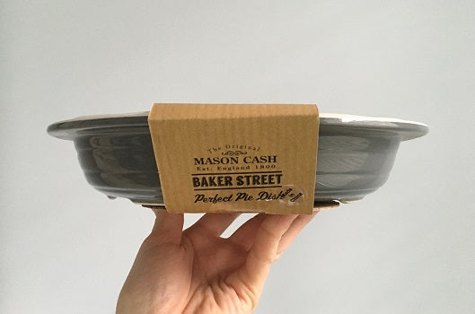Mason Cash Pie Dish + Acessories