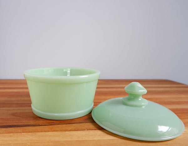 Jadeite Tableware